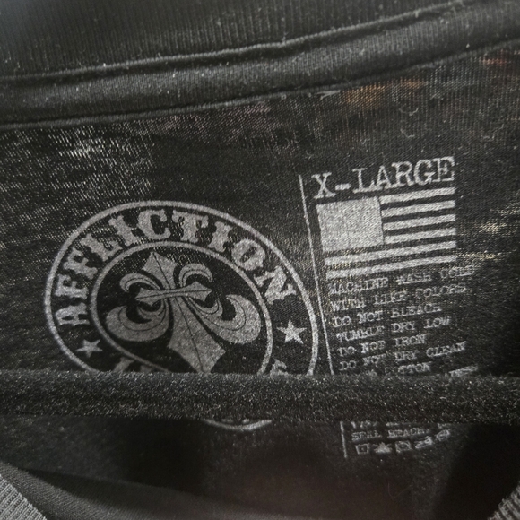 Affliction Black and White Skull Graphic Tees - Picture 2 of 8